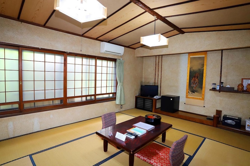 日の出旅館 志摩