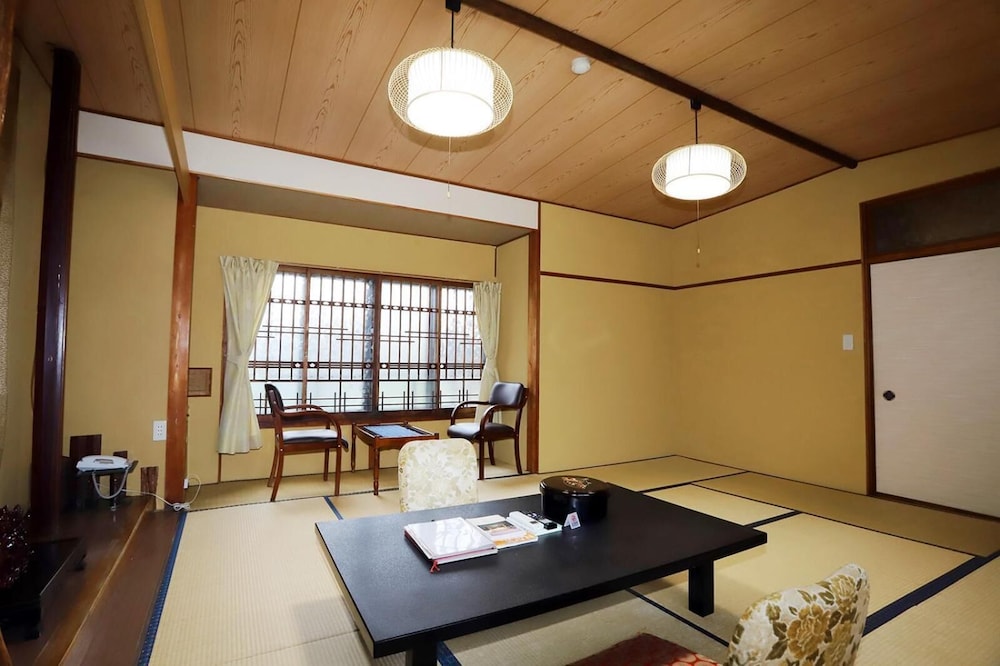日の出旅館 志摩