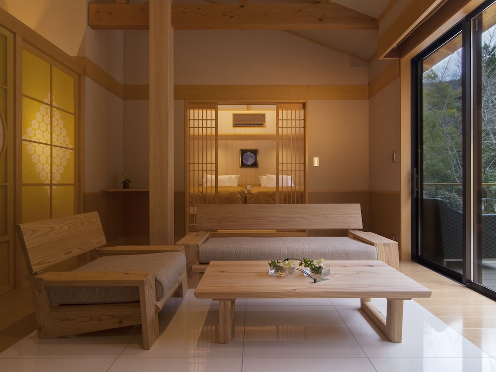 月夜見の座 志摩