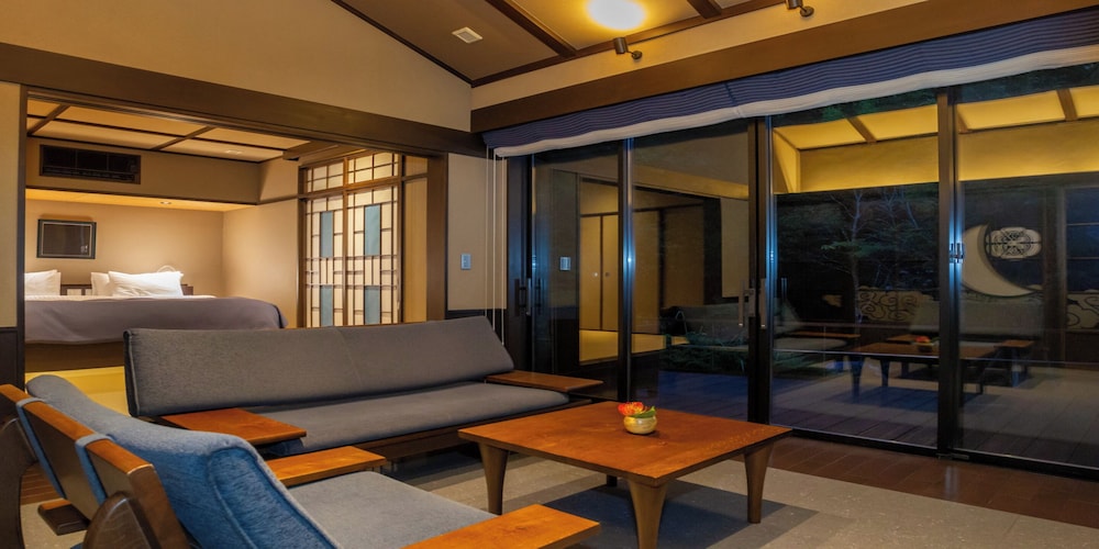 月夜見の座 志摩