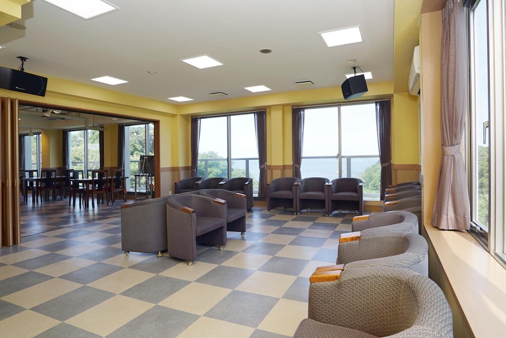 TOBI HOSTEL AND APARTMENTS 志摩