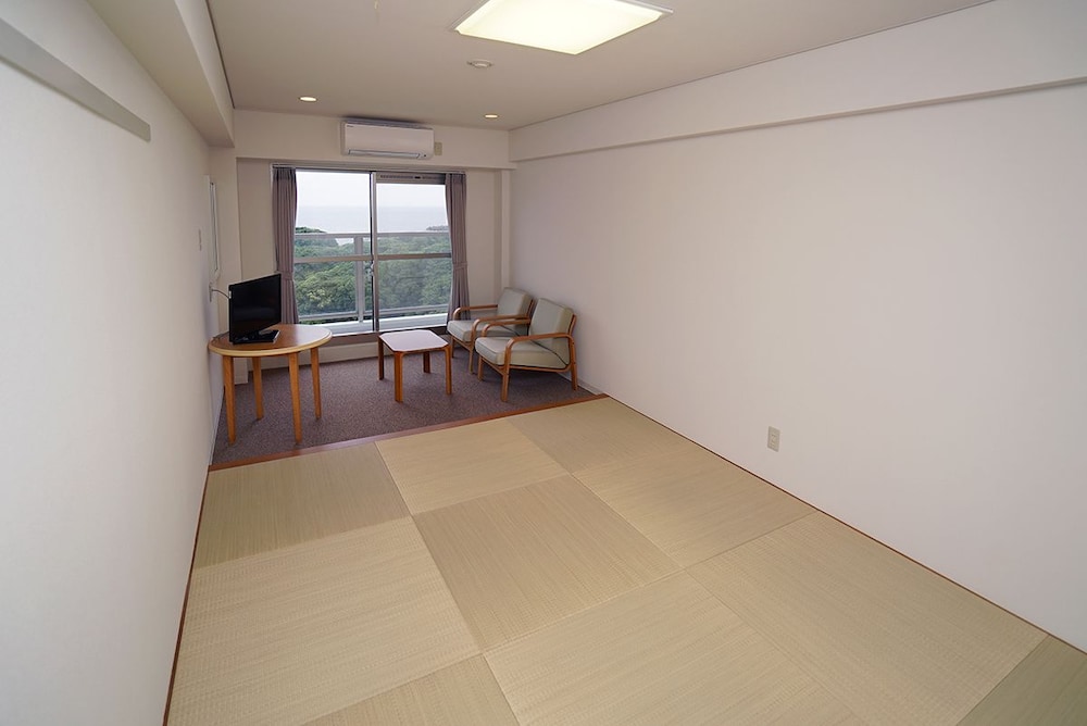TOBI HOSTEL AND APARTMENTS 志摩