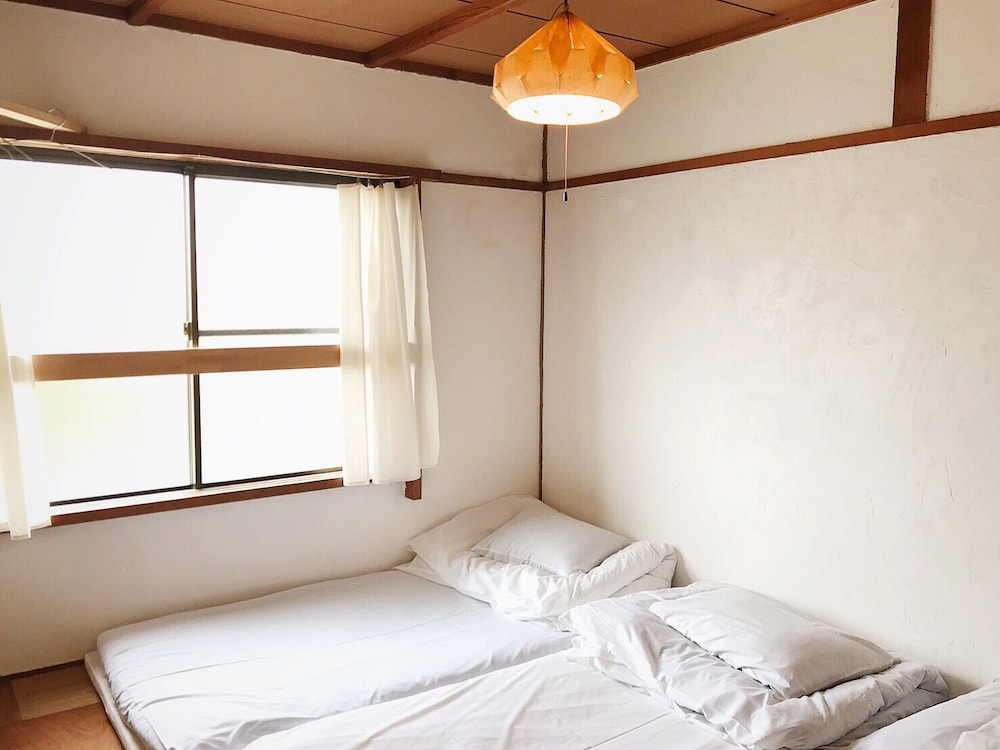 Y PUB & HOSTEL 米子