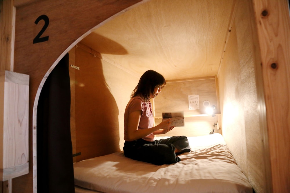 Y PUB & HOSTEL 米子