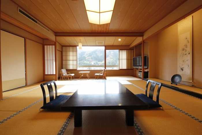 三朝温泉 依山楼岩崎 米子