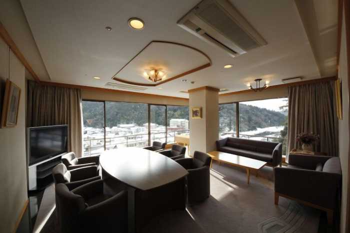 三朝温泉 依山楼岩崎 米子