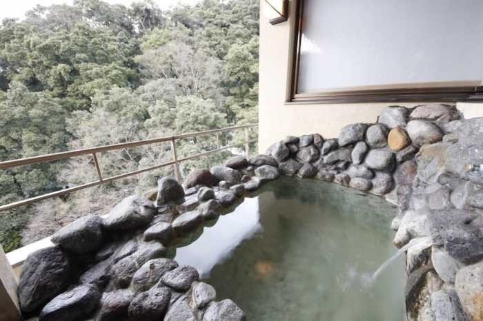 三朝温泉 依山楼岩崎 米子