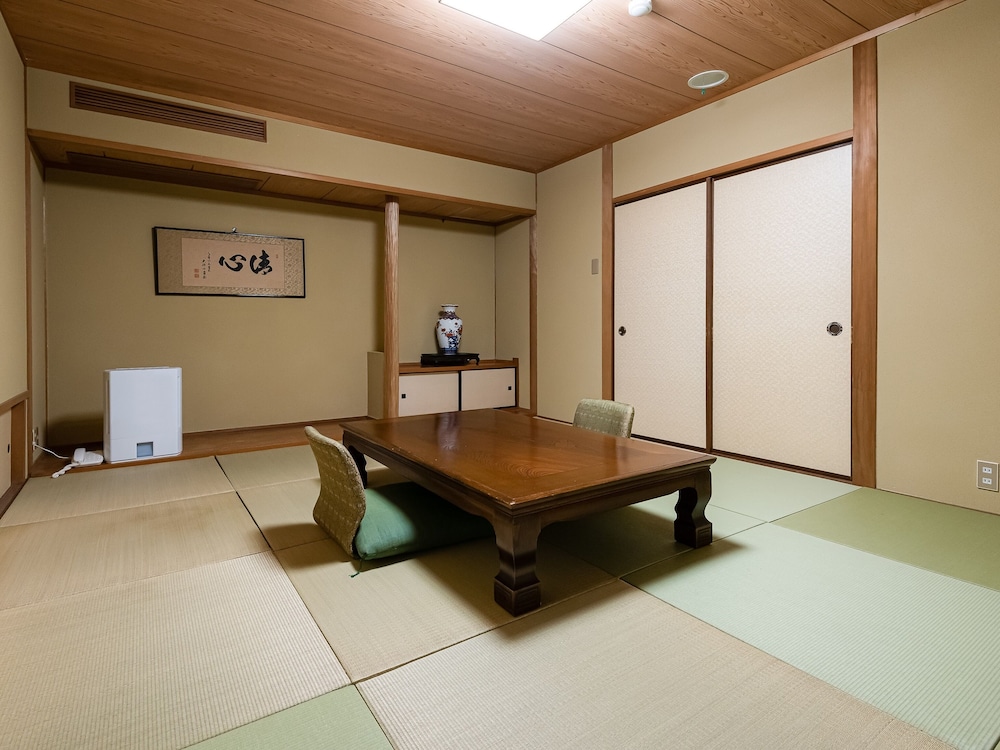 OYO 桃園館 米子