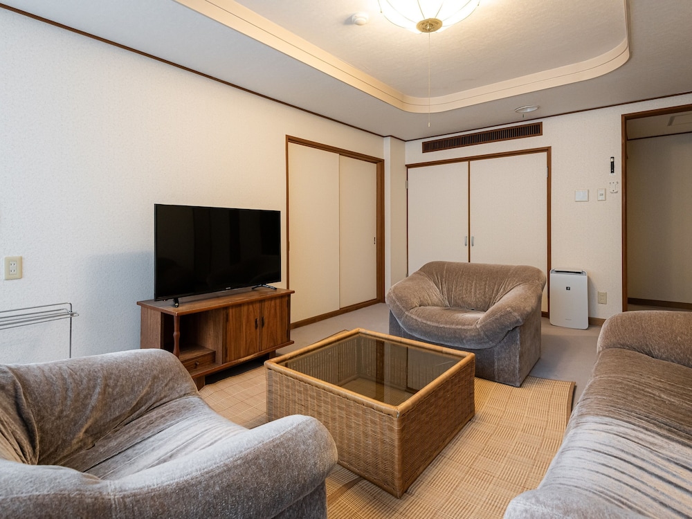 OYO 桃園館 米子