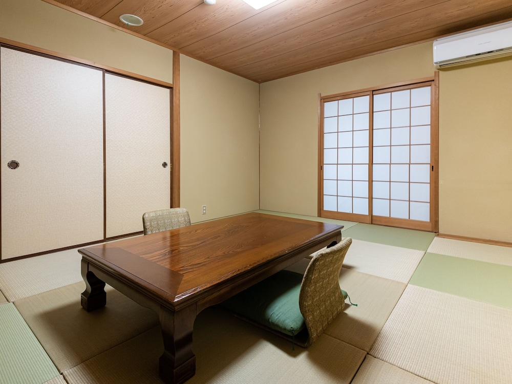 OYO 桃園館 米子