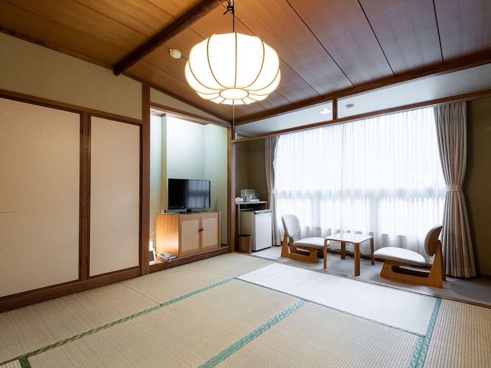 OYO 桃園館 米子