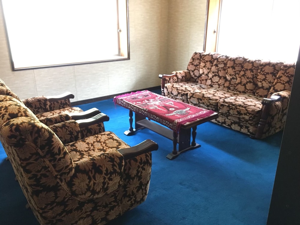 HOME STAY INN HANARE 米子