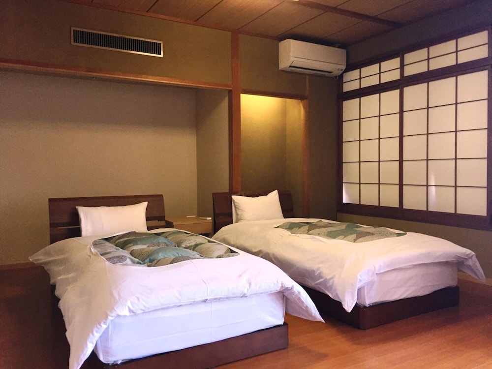 浜村温泉　魚と屋 米子