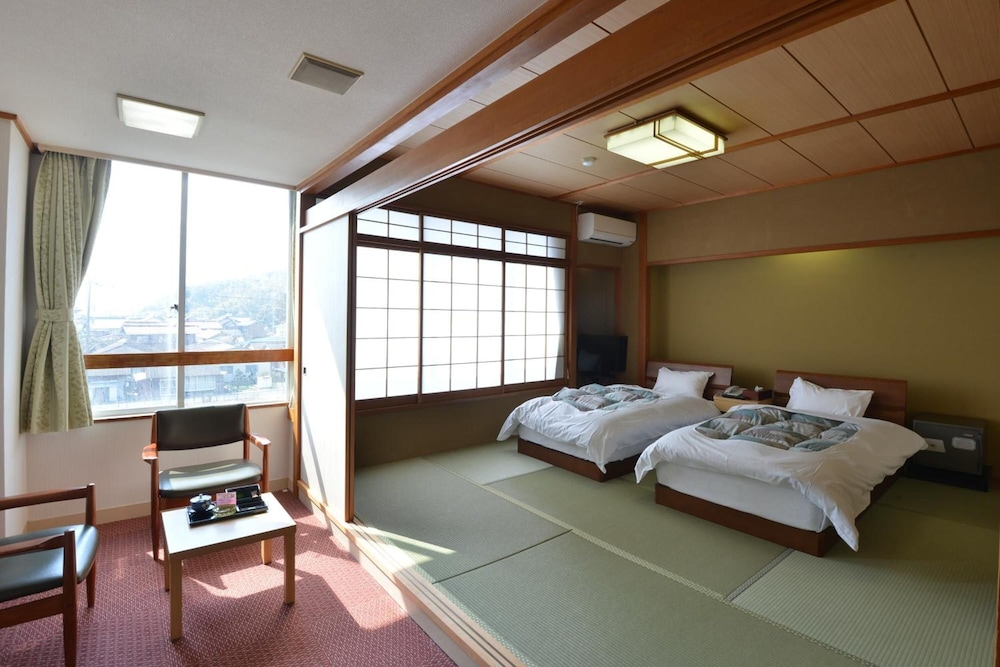 浜村温泉　魚と屋 米子