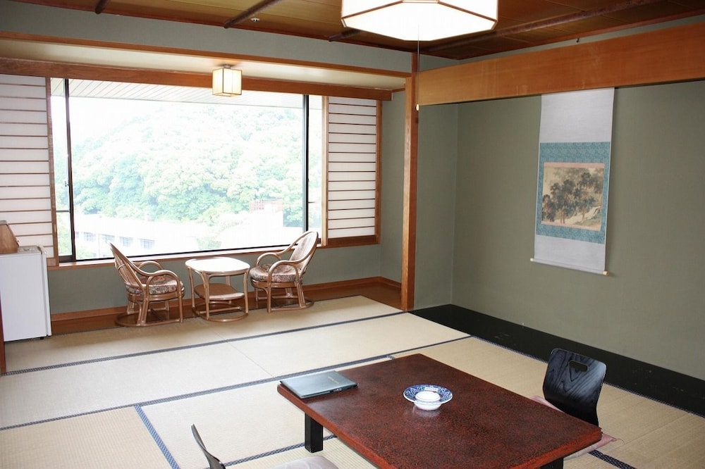 山村別館 山口