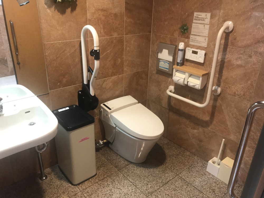 東横 INN 新山口駅新幹線口 山口