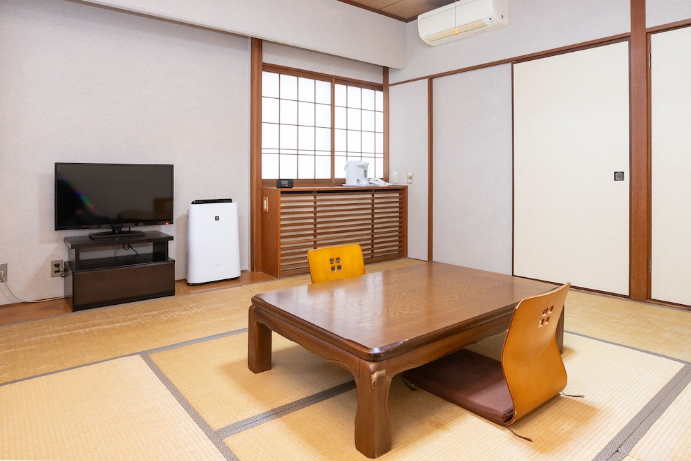 OYO ビジネスホテル新川宇部 山口