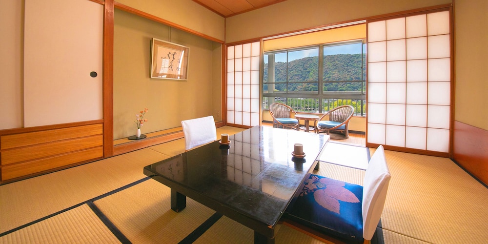 岩国国際観光ホテル 山口