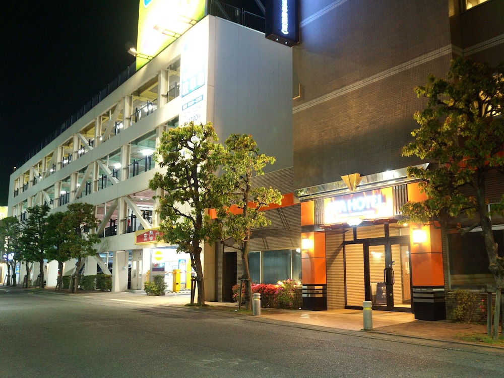 アパホテル〈埼玉谷塚駅前〉 大宮
