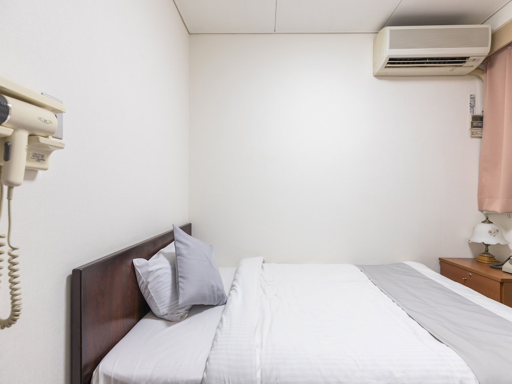 OYO ホテル ビジネス グリーン さいたま 浦和 大宮