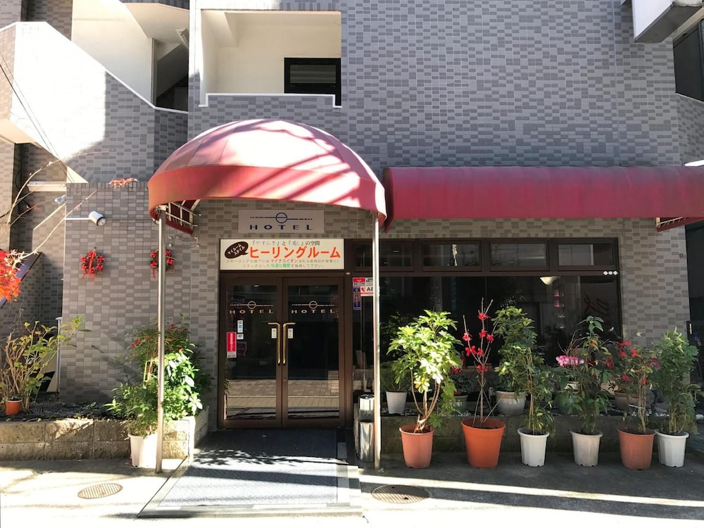 イーホテルワラビ 大宮