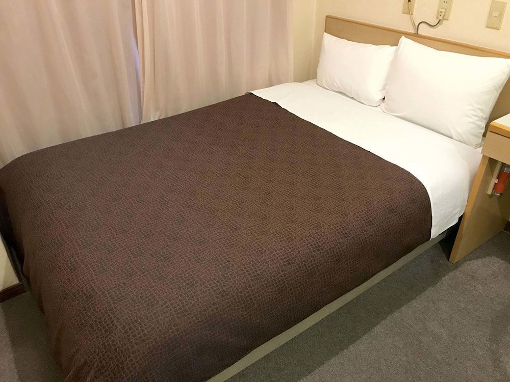 イーホテルワラビ 大宮