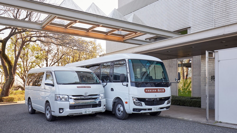 中国割烹旅館 掬水亭 大宮