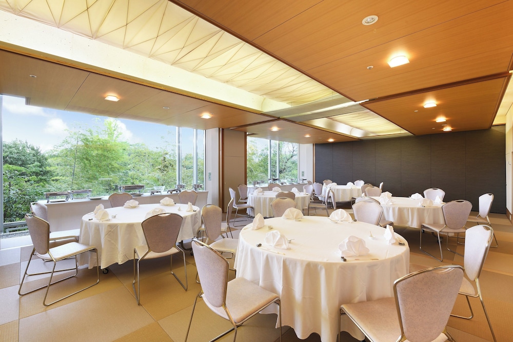 中国割烹旅館 掬水亭 大宮