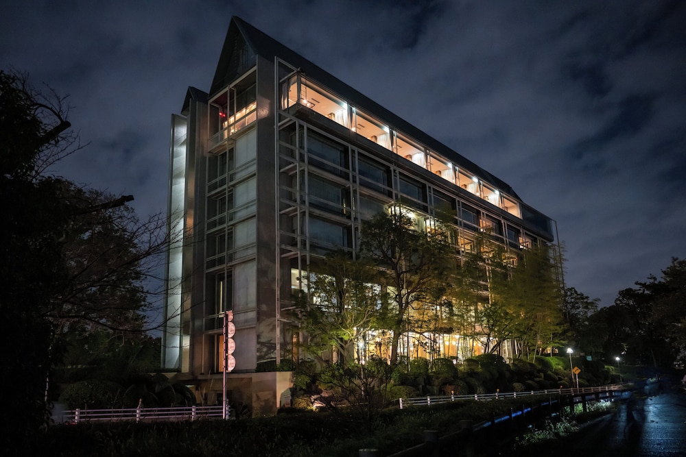 中国割烹旅館 掬水亭 大宮