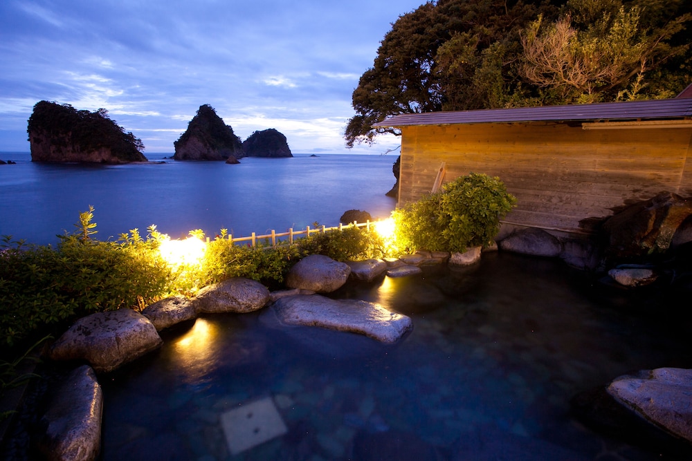堂ヶ島温泉ホテル 西伊豆