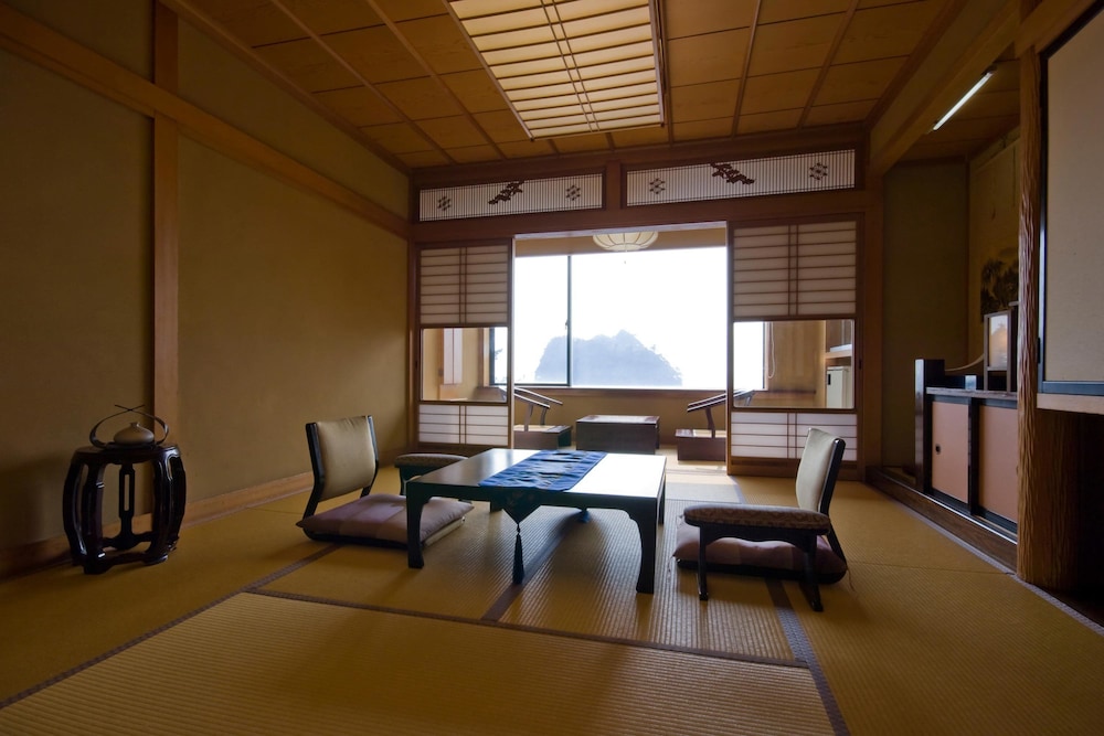 海辺のかくれ湯 清流 西伊豆