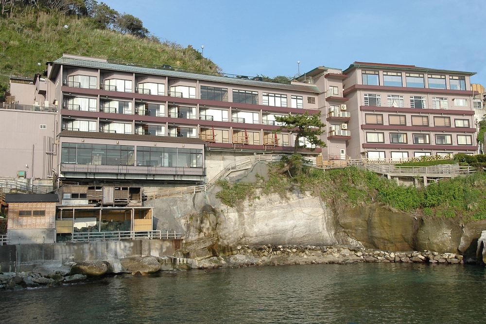 海辺のかくれ湯 清流 西伊豆