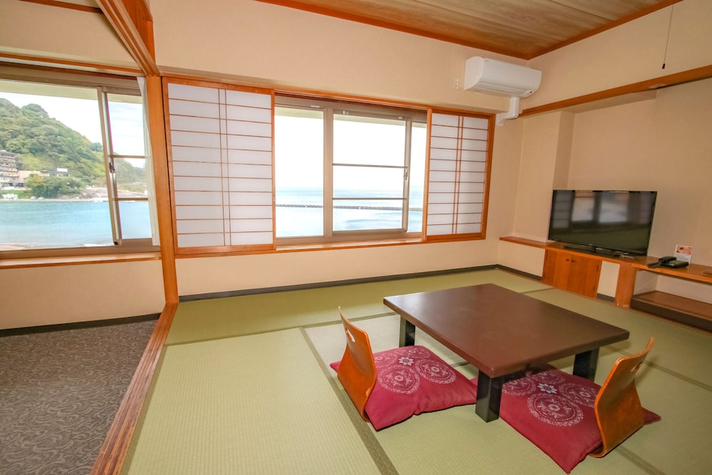 大江戸温泉物語 土肥マリンホテル 西伊豆