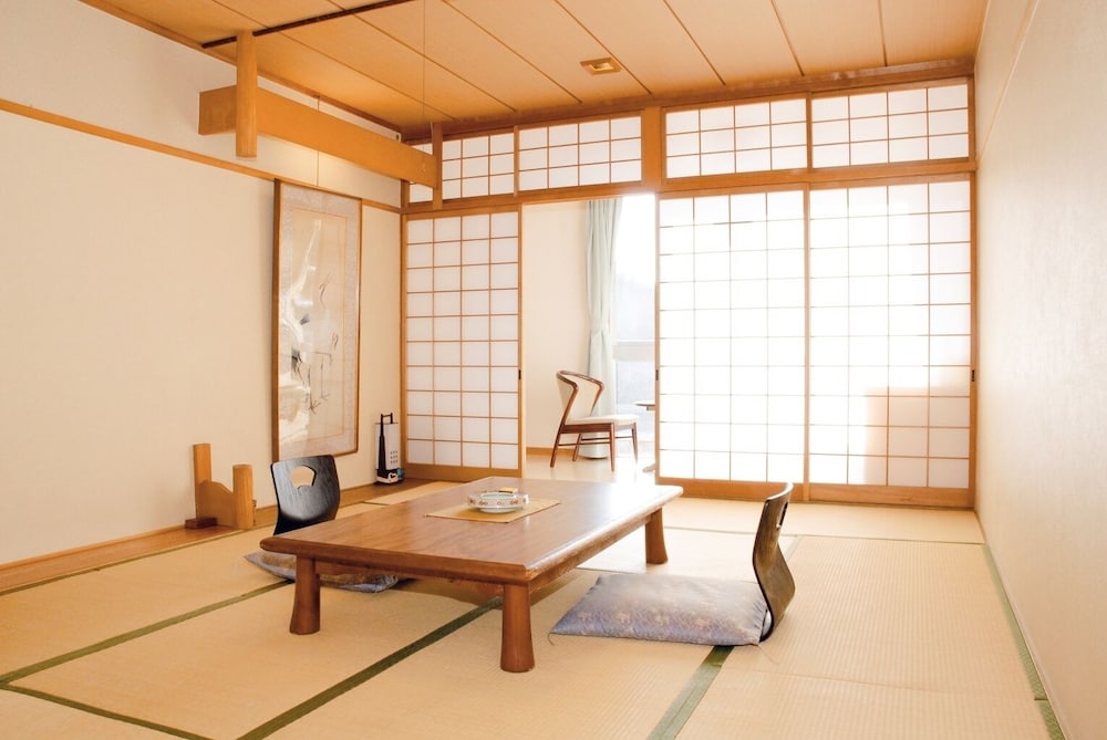 旅館つつい 尾道