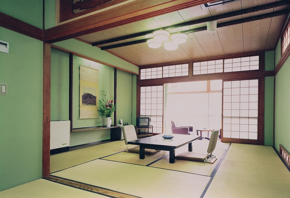 旅館つつい 尾道