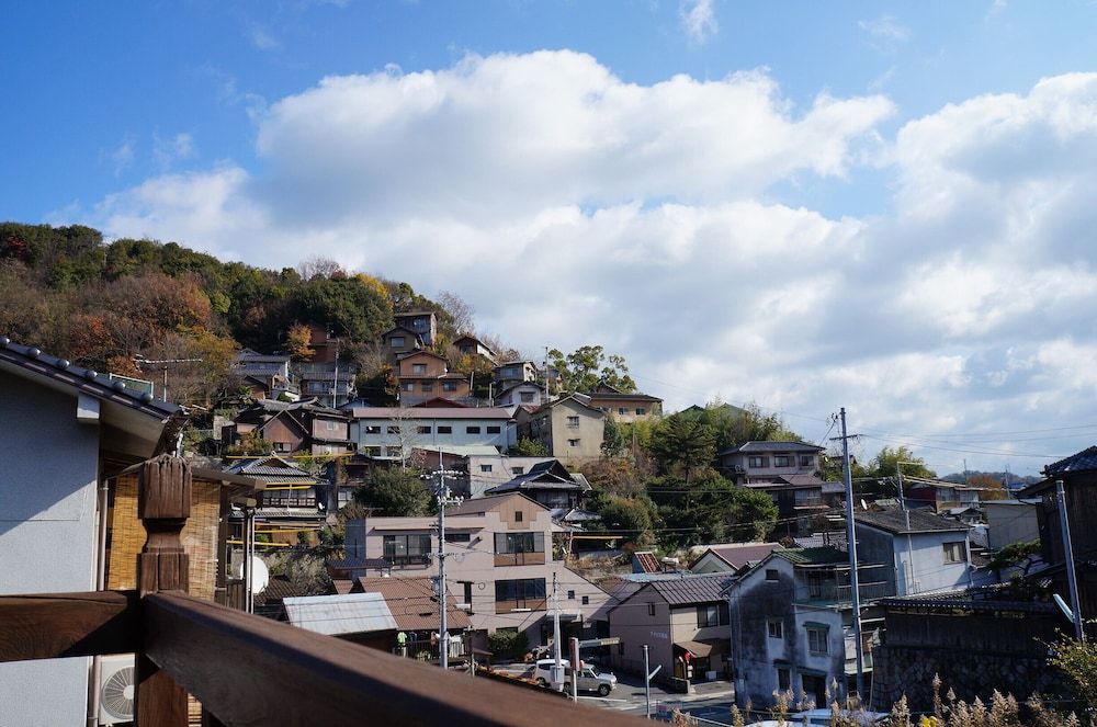 ムーンズ カフェ 尾道