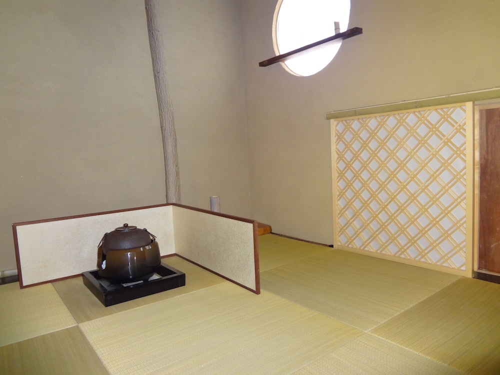 尾道千光寺坂の離菴ふう 尾道