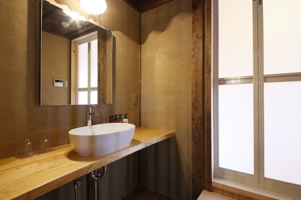 祥吉姉妹館 KARIYA RYOKAN Q 姫路