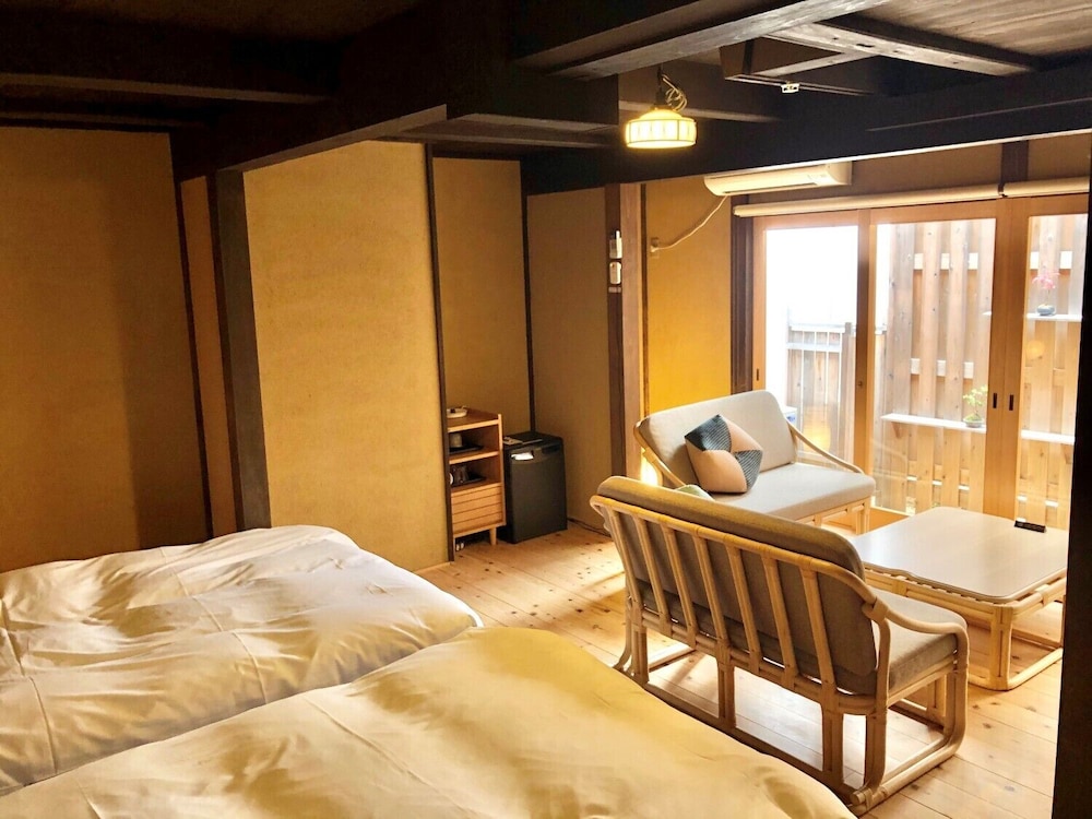 祥吉姉妹館 KARIYA RYOKAN Q 姫路
