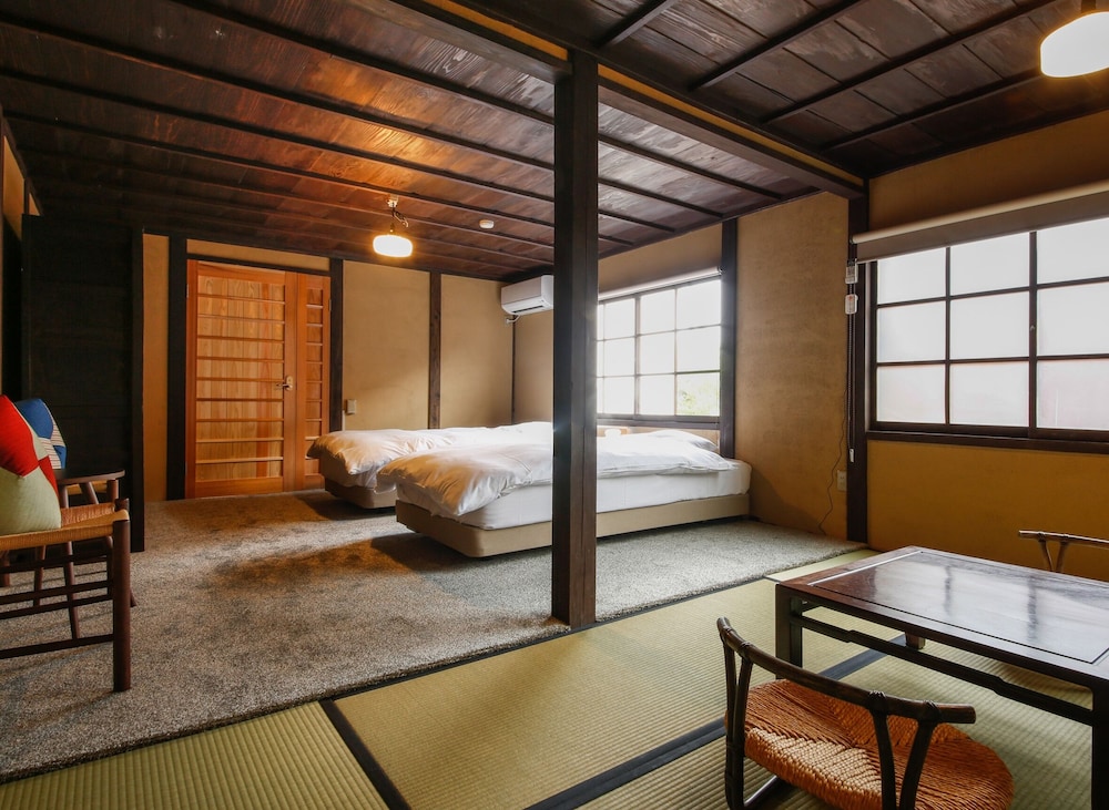 祥吉姉妹館 KARIYA RYOKAN Q 姫路