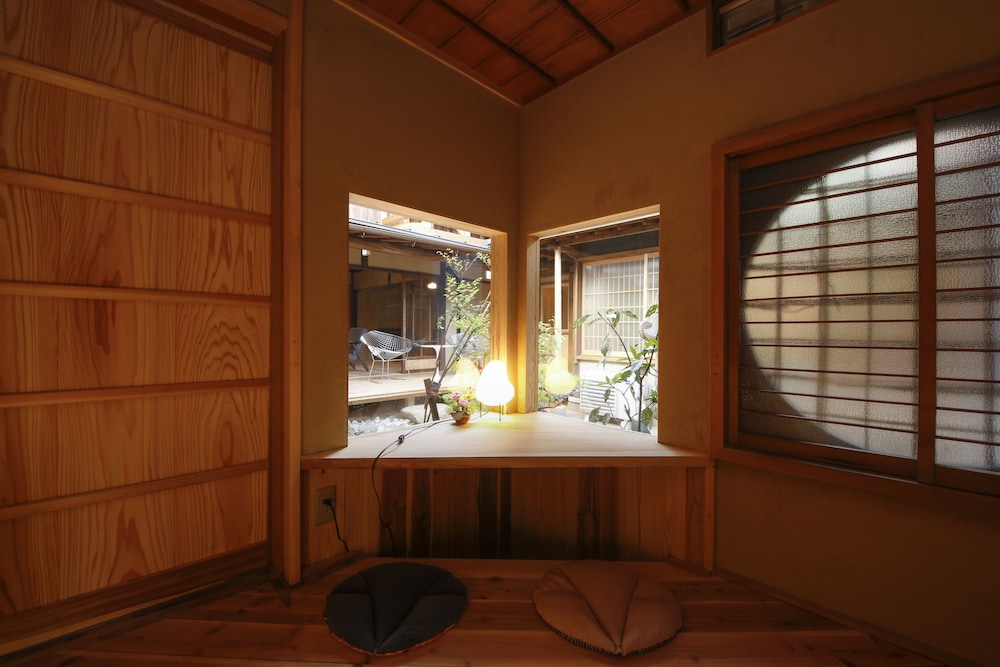 祥吉姉妹館 KARIYA RYOKAN Q 姫路