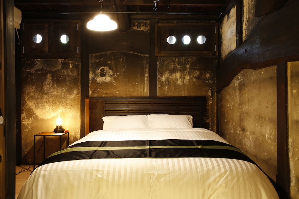 山崎旅館 Q 中門前屋 姫路