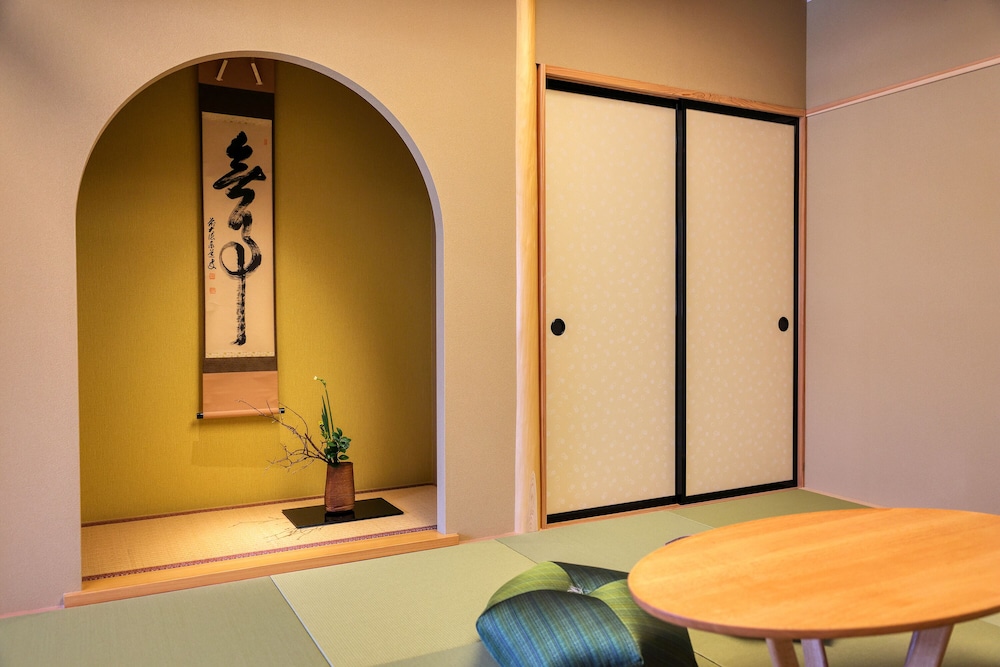 本陣平野屋 花兆庵 高山