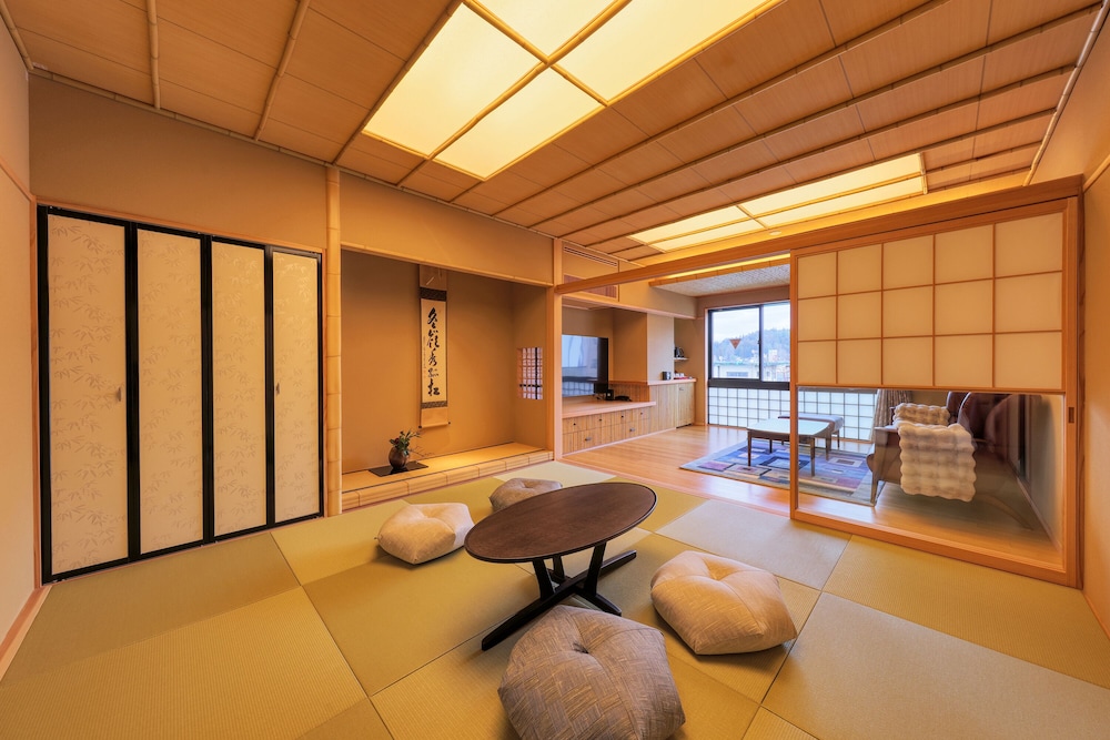 本陣平野屋 花兆庵 高山