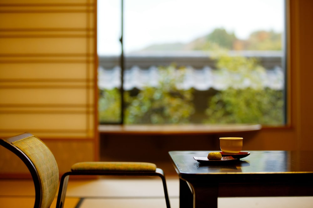 本陣平野屋 花兆庵 高山