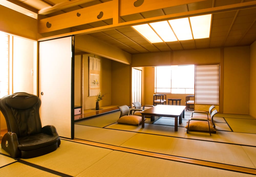 本陣平野屋 花兆庵 高山