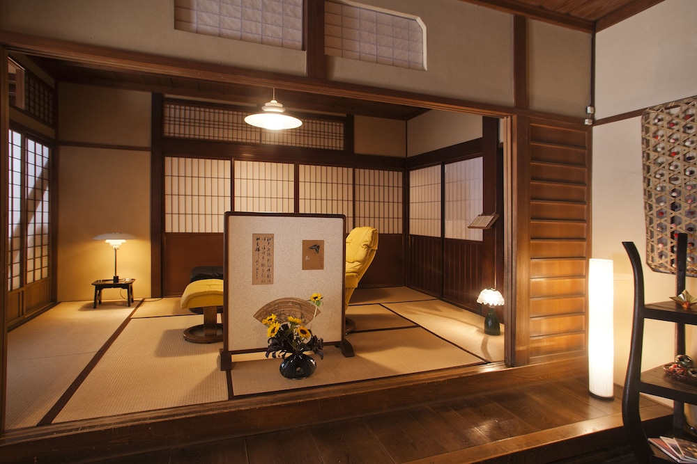 本陣平野屋 別館 高山