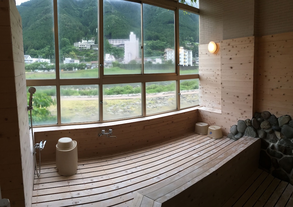 寿々波 高山