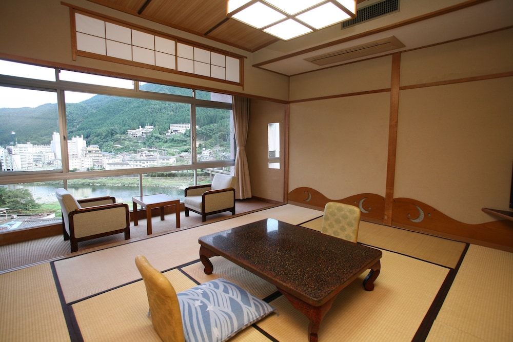 下呂温泉 望川館 高山