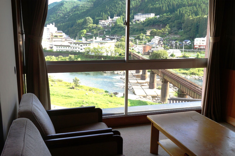 下呂温泉 望川館 高山